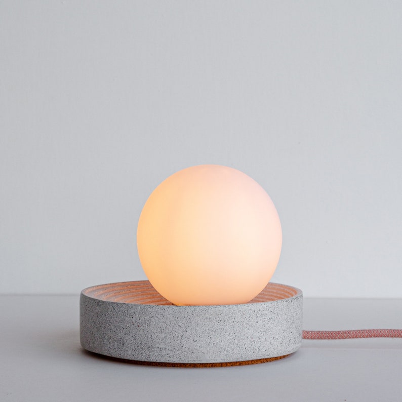 Solas Table Lamp image 3