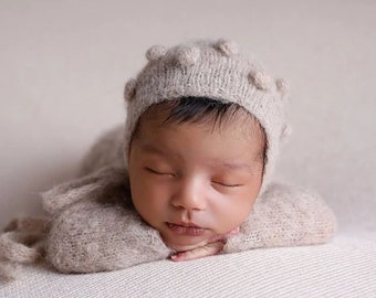 Newborn hat,Newborn bonnet,baby hat,baby bonnet,newborn props,photo props,photography props,photo prop