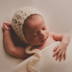 Newborn bonnet,Newborn hat,Alpaca,Newborn props, Newborn photo props, Newborn photography props,Knitted bonnet,hat,Simple hat,Simple bonnet,