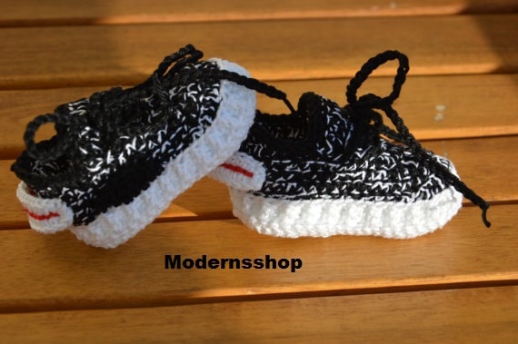 Crochet hotsell yeezy pattern