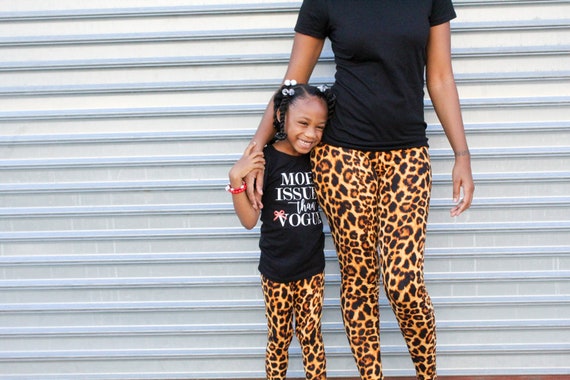 mom daughter matching leggings
