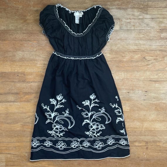 Vintage Floral Embroidered Gabardine Dress Size XS 1990s Max Studio Rayon/linen Black & White - Etsy Vintage Floral Embroidered Gabardine Dress Size XS 1990s Max Studio Rayon/linen Black & White - Etsy
