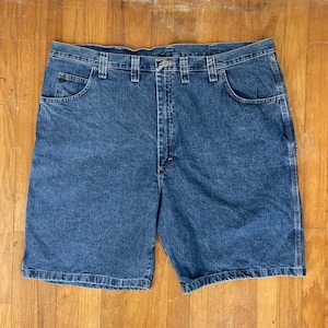 Vintage Mens Wrangler Denim Shorts Size 46 Waist 1990s Medium Wash Carpenter Jean Shorts