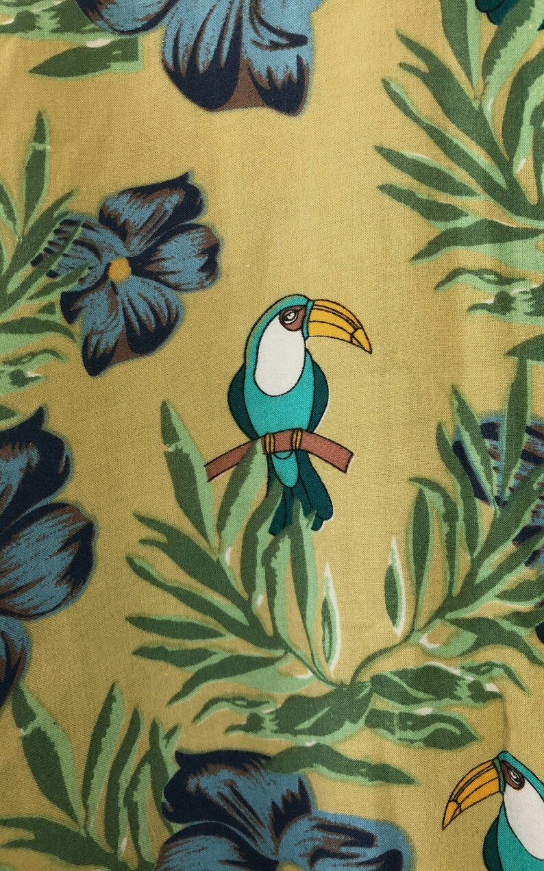 90s Toucan Bird Tropical Floral Print Shirt Vintage Mens Hawaiian Shirt Mens Size Large