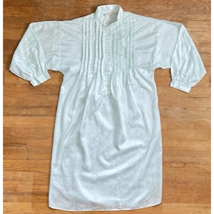 Vintage nachtjapon met bloemenjacquard, maat Small, lichtblauwe loungewear-pyjama uit de jaren 80