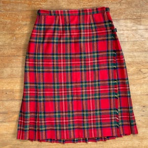 Vintage Pleated Wool Kilt Skirt Size Small 26-28&quot; Waist 1970s James Pringle Tartan Holm Woolen Mills