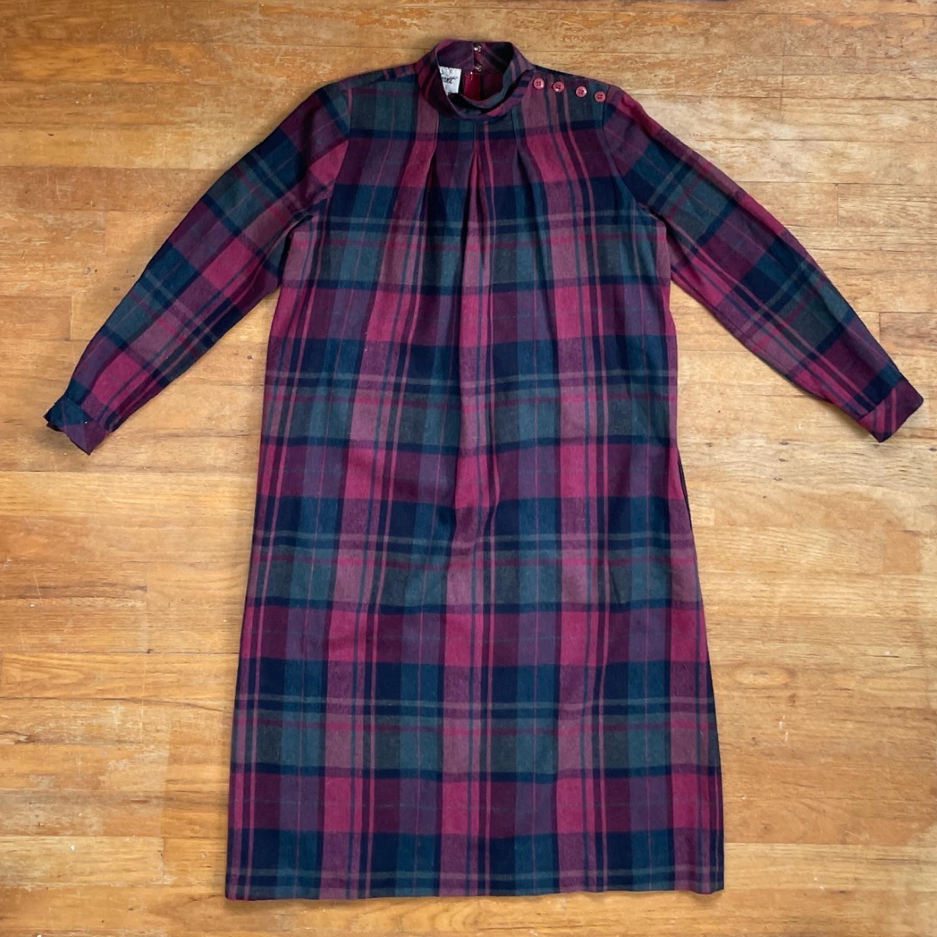 Vintage 60s Plaid Wool Blend Dress Size Medium 1960s Woven Shift with Pockets