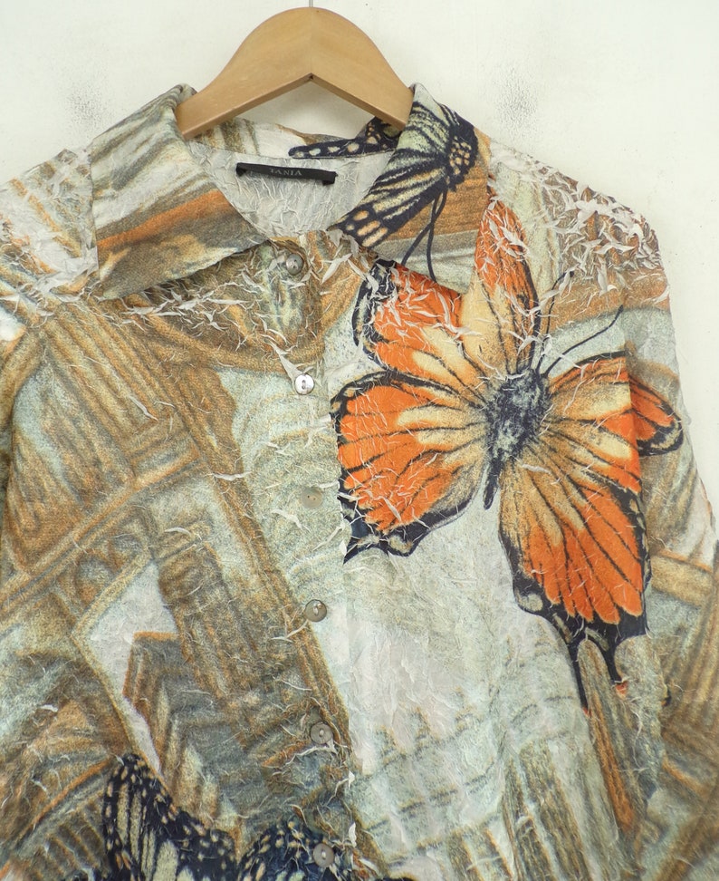 90s Animal Print Crinkled Button Down Shirt Womens Size Medium Vintage Butterfly Blouse