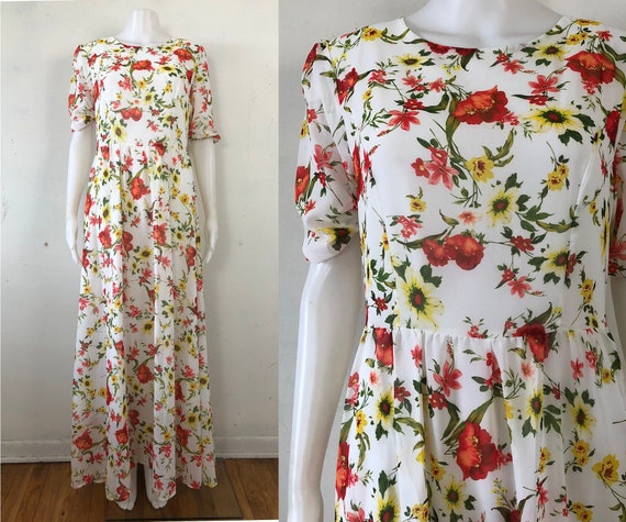 Vintage Floral Maxi Dress | 90s White Flower Print