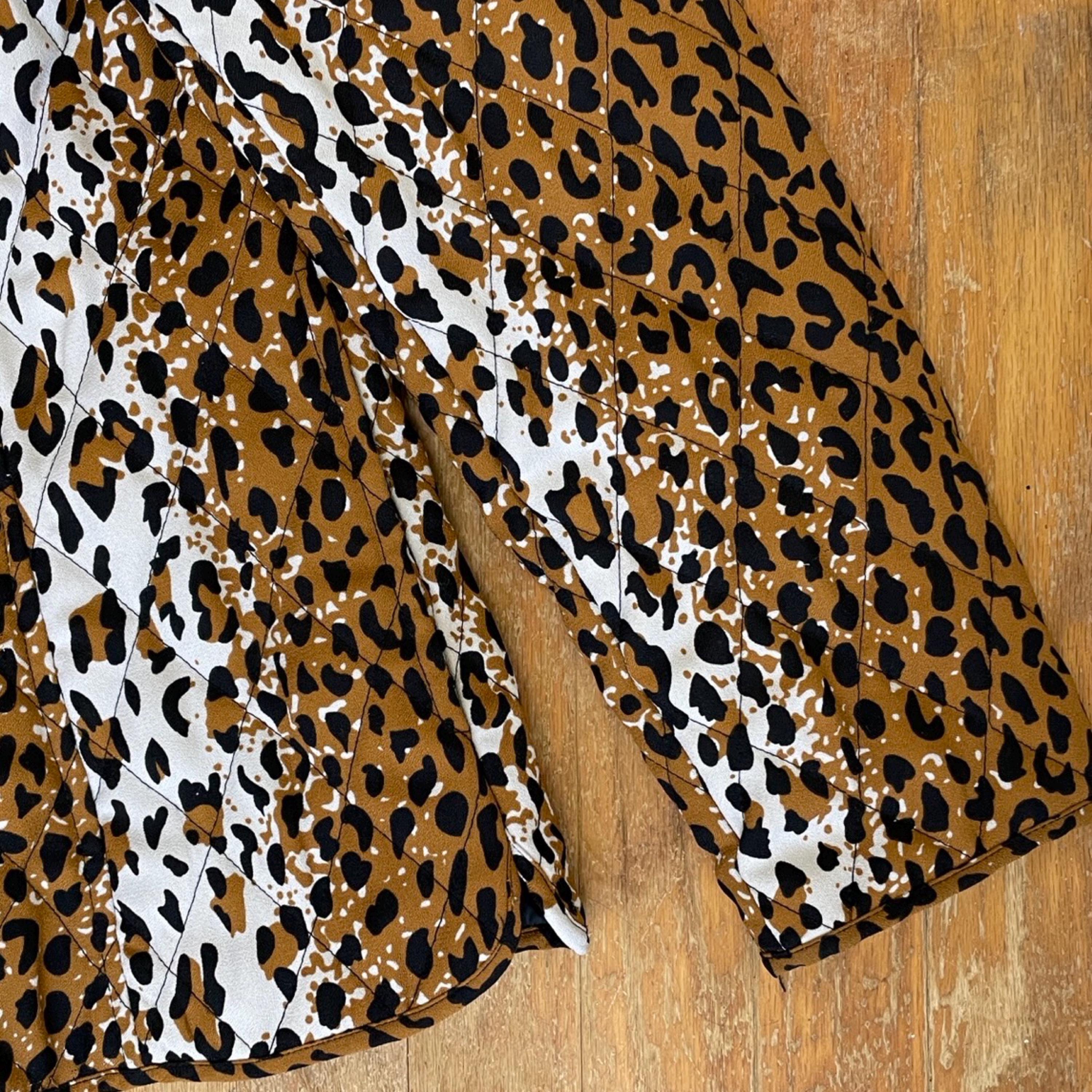 Vintage Leopard Print Quilted Jacket Size Small/medium 1990s Zip