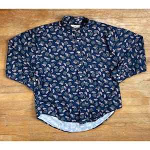 Vintage herenshirt met paisleymedaillon print maat XL jaren 90 katoen met kraag en knoopsluiting
