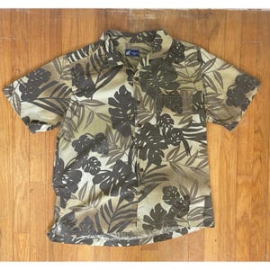 Vintage Mens Hawaiian Shirt Size Large 90s Green Palm Leaf Print Rayon Shirt