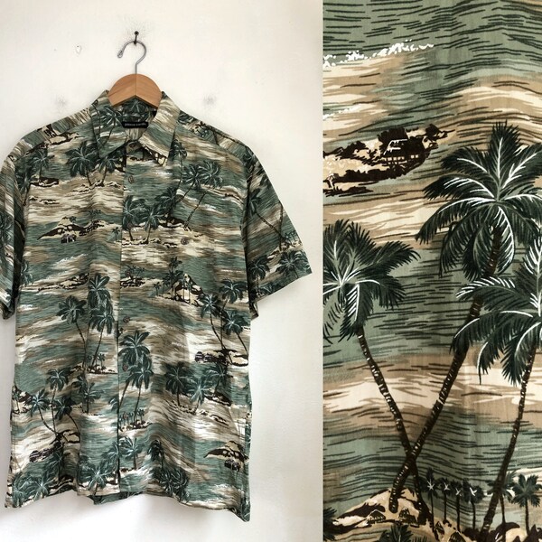 Van Heusen Ombré Palm Tree Button Up Hawaiian Style