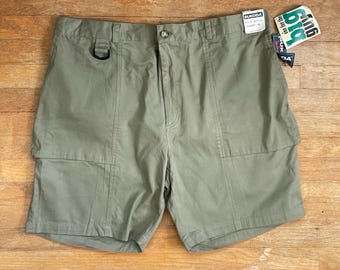 Vintage Mens Olive Green Shorts Size 44-46" Waist 1990s Twill Cotton Utility