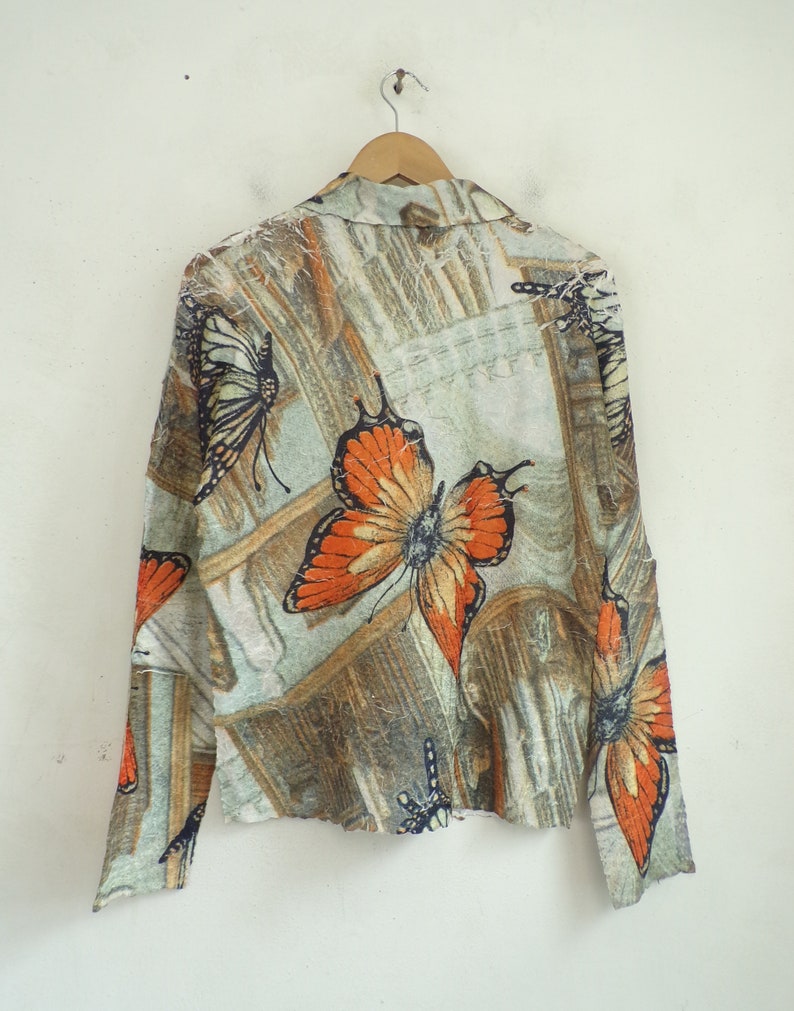 90s Animal Print Crinkled Button Down Shirt Womens Size Medium Vintage Butterfly Blouse