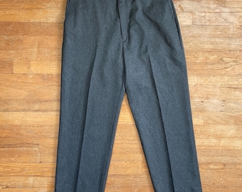 Vintage Mens Levis Travel Pants Size 34x28 1970s Gray Wrinkle Free Action Slacks Trousers | 34 Waist x 28 Inseam