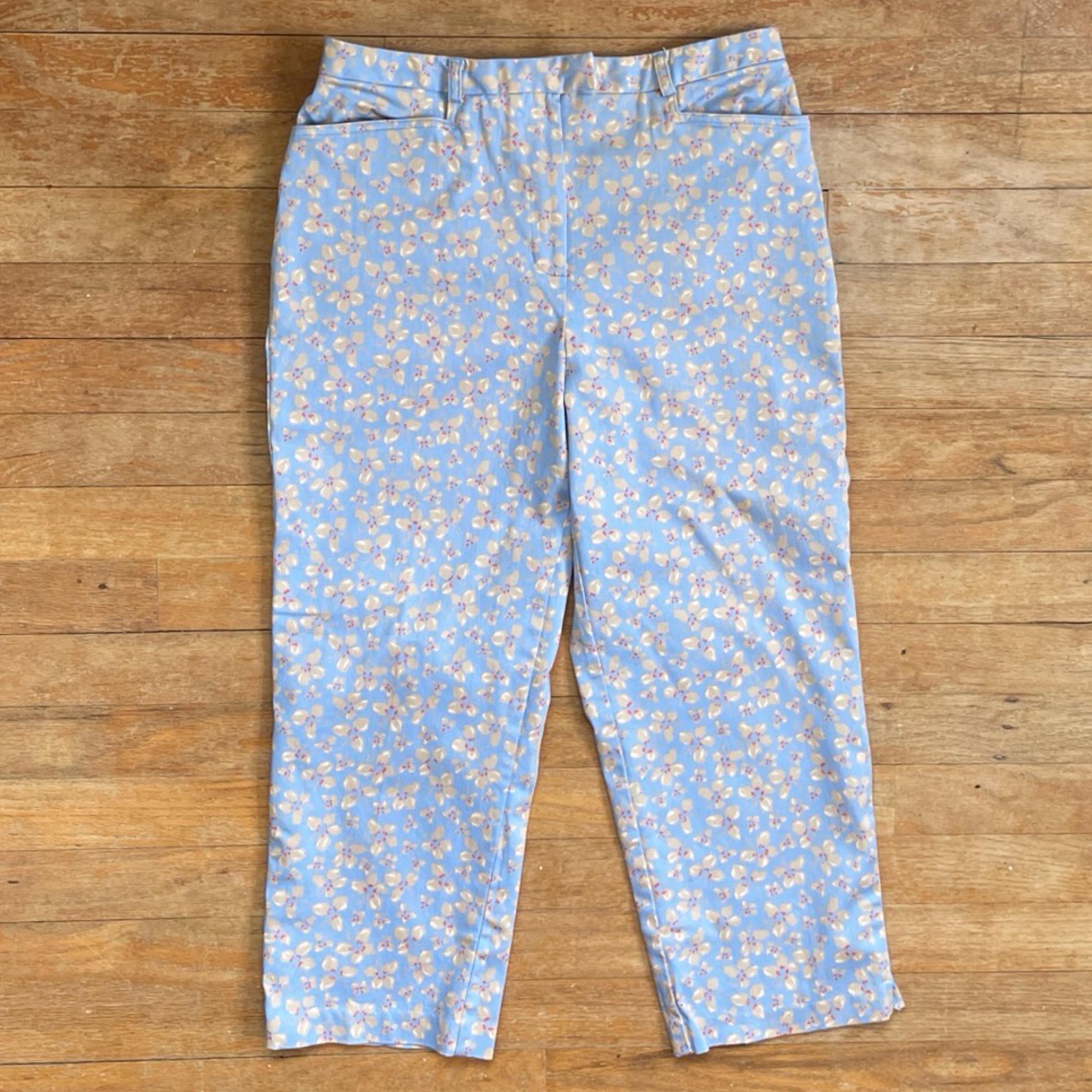 Vintage Floral Capris Womens Size Medium 29-30" Waist 1990s Blue Cotton Blend Cropped Pants