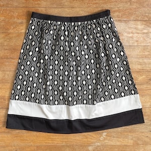 Vintage Mod Print Skirt Size Small 27&quot; Waist 1990s Brown/Cream Cotton A-Line