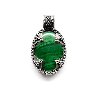 GOTLAND LENS PENDANT - malachite and silver (handmade by Viking Kristall)
