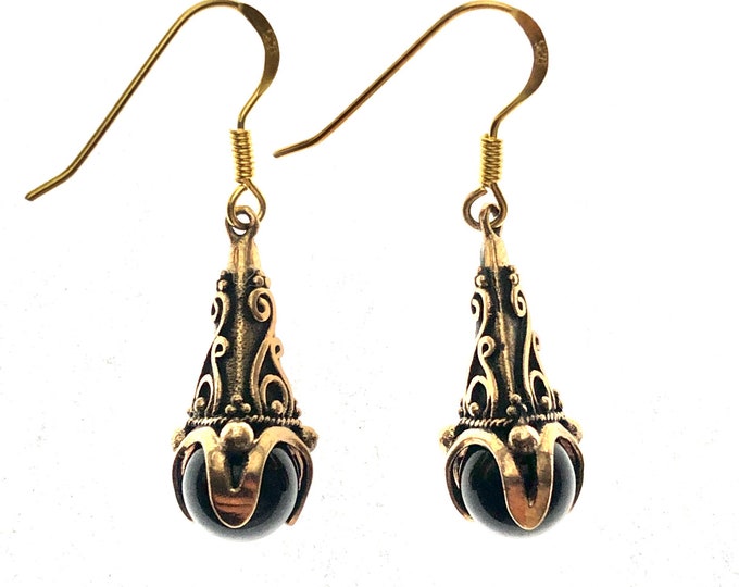 GOTLAND POWER EARRINGS - onyx and bronze (made by Viking Kristall)