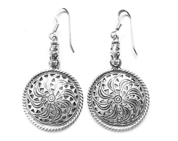 GOTLAND SUN EARRINGS - silver (handmade by Viking Kristall)