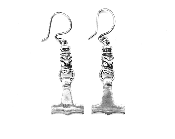 ISLANDIC WOLFHEADS THOR earrings - silver (handmade by Viking Kristall)