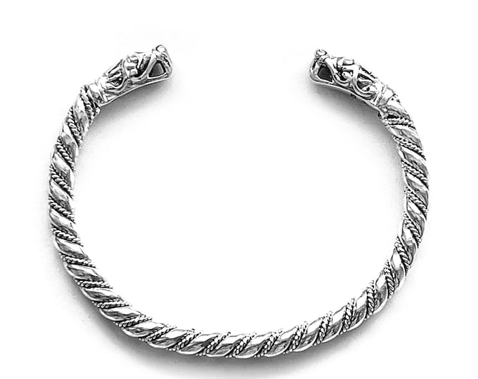 medium fine GOTLAND DRAGONHEADS BRACELET silver (handmade by Viking Kristall)