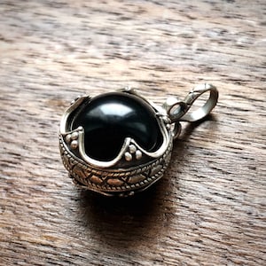 GOTLAND BALL PENDANT onyx and silver handmade by Viking Kristall image 7