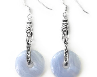 GOTLAND WOLFHEADS EARRINGS - blue lace agat disc and silver (handmade by Viking Kristall)