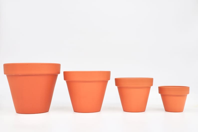 Extra Large Vintage Style Mini Terracotta Plant Pots, 150 pcs sizes in cm image 1