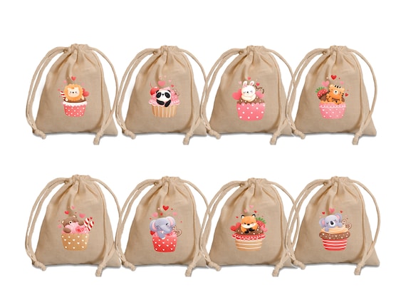 Cupcaken valentine favor bags. Valentine party bags. Valentine treat bag. Sweet Valentine candy bags. Valentine's day bags personalized
