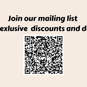 Puede incluir: &Uacute;nete a nuestra lista de correo para obtener descuentos y ofertas exclusivas. Escanea el c&oacute;digo QR para registrarte.