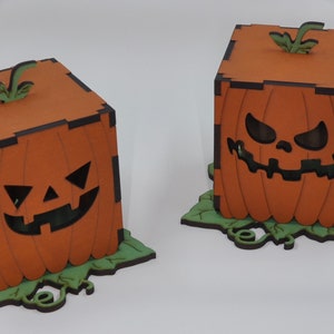 Jack O Lantern, Pumpkin light, wooden pumpkin