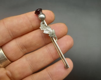 vintage scottish thistle bar brooch sterling silver and amethyst 6 cm long silver purple