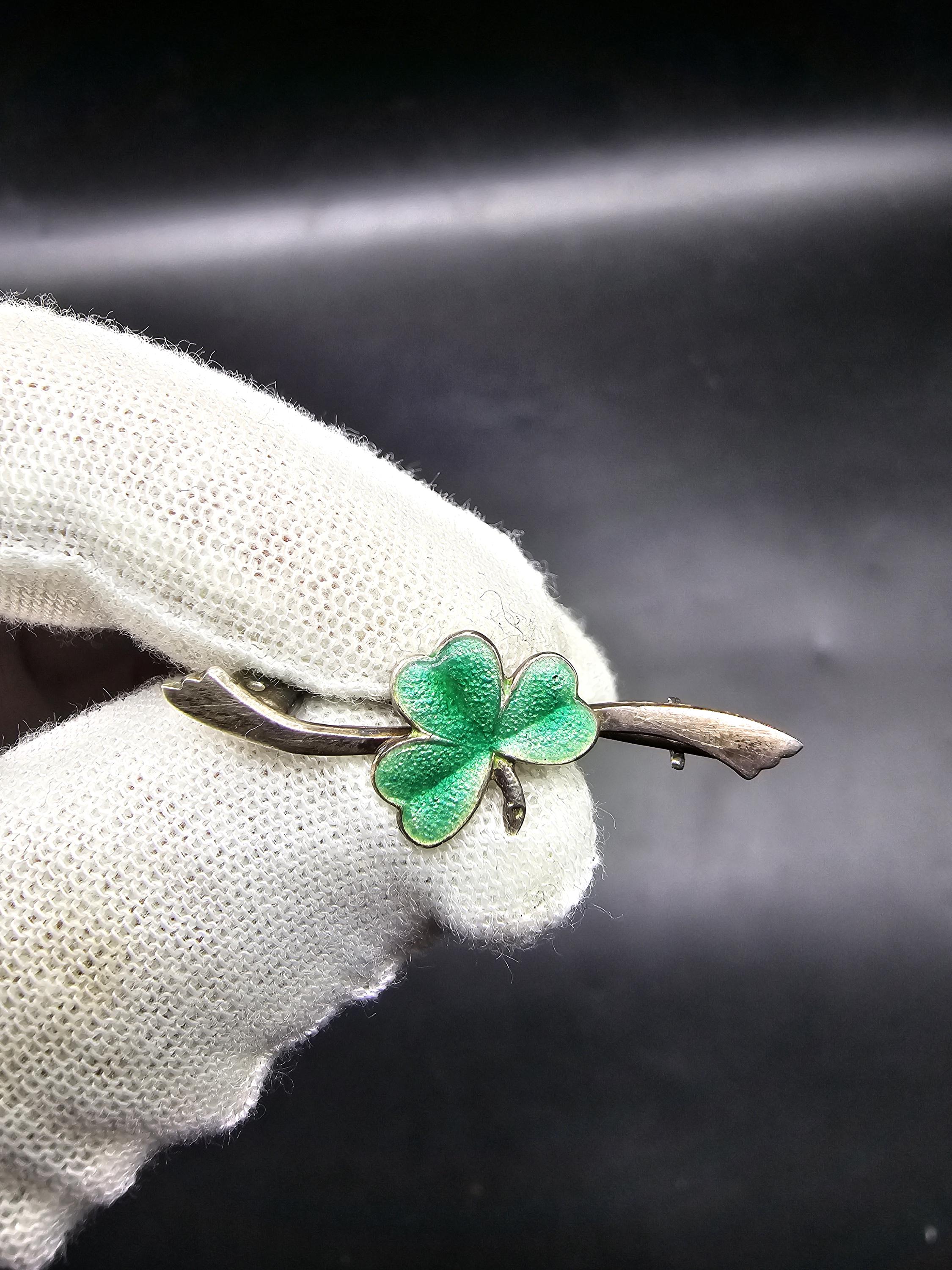 Adie & Lovekin作、1907年、バーミンガム製 銀製 置物 Adie & Lovekin作、1907年、バーミンガム製 銀製 置物 - メルカリ