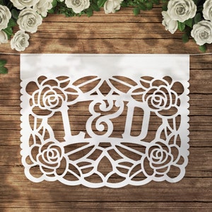 Banderas de Papel Picado Personalizadas (Banderas Florales + Banderas Personalizadas) / Decoración de Bodas con Papel Picado