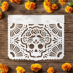 Banners personalizados de Papel Picado (banderas de calaveras de azúcar + banderas personalizadas) /Día de los Muertos Papel Picado