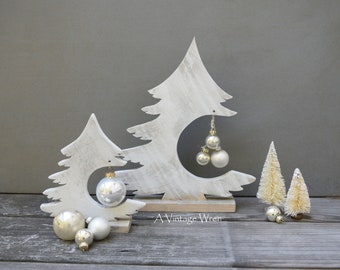 Rustic Wooden Christmas Tree Ornament Stand / Keepsake Ornament Holder / Prim Christmas / Rustic Farmhouse Christmas