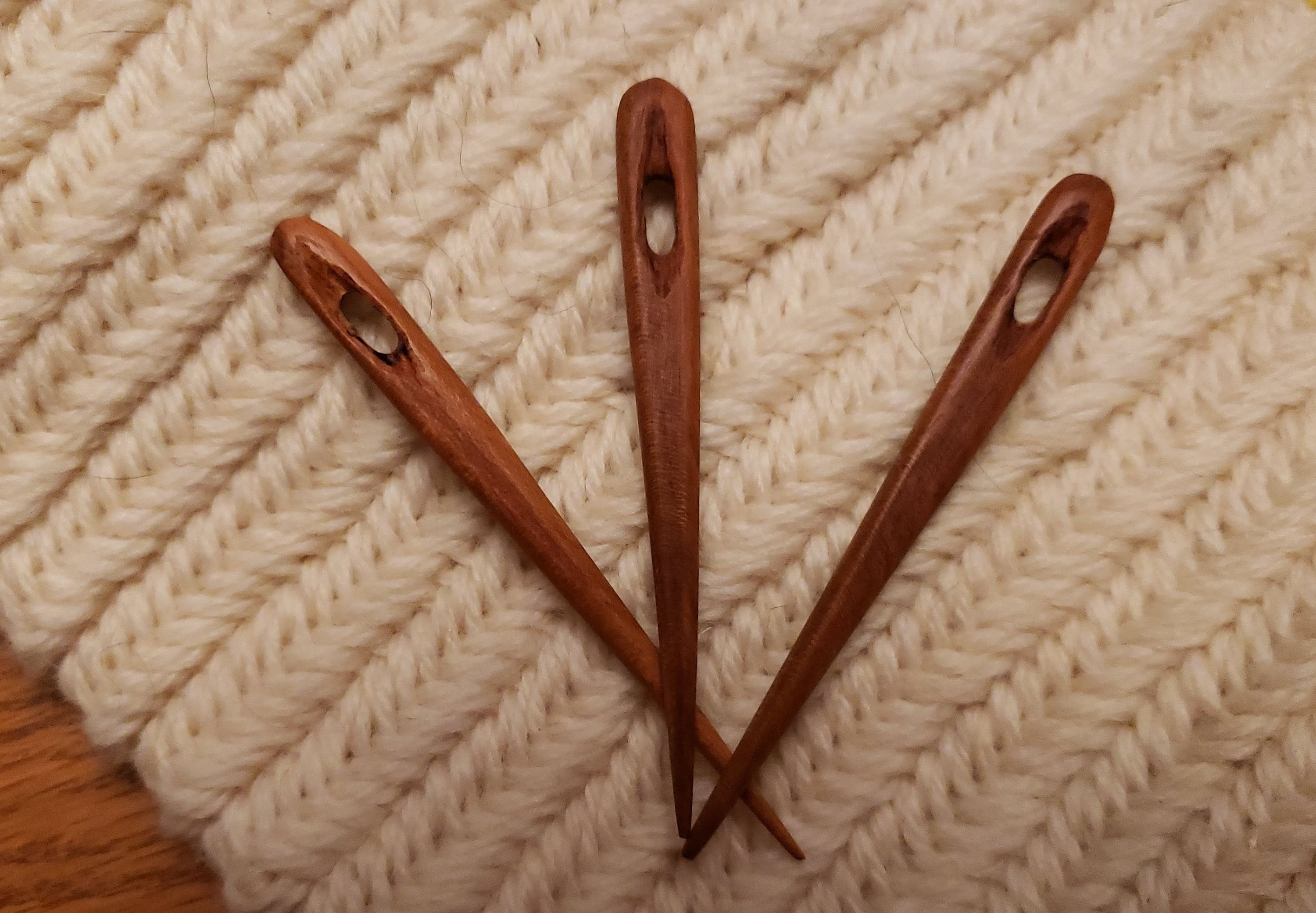 wooden nalbinding needles and case – Quince & Co.