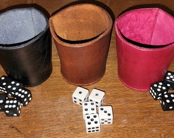 Leather dice cup, hand-stitched, with 5 dice, for various dice games