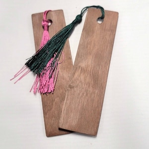 Wooden bookmark, set of 2 walnut bookmarks