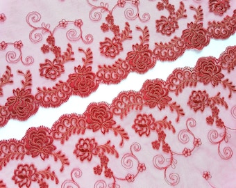 伸縮性のない赤い刺繍入りチュールレース、硬質方向性レース、左右対称の2枚のみで販売、15.5 cm (6 1/8 インチ)