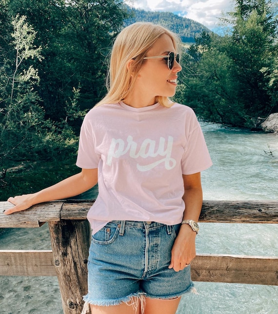 PRAY - Unisex Organic T-shirt