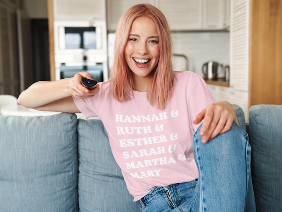 HANNAH & RUTH … Unisex Organic T-shirt
