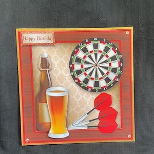 Birra e freccette, Decoupage, Buon compleanno, Festa del papà, Fatto a mano nel Regno Unito