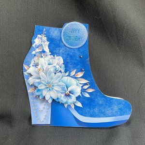 Cartão de aniversário em forma de bota, cartão de decoupage 3D em camurça azul, feito à mão no Reino Unido