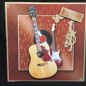Carte guitare, découpage 3D, joyeux anniversaire, fête des pères, faite main au Royaume-Uni