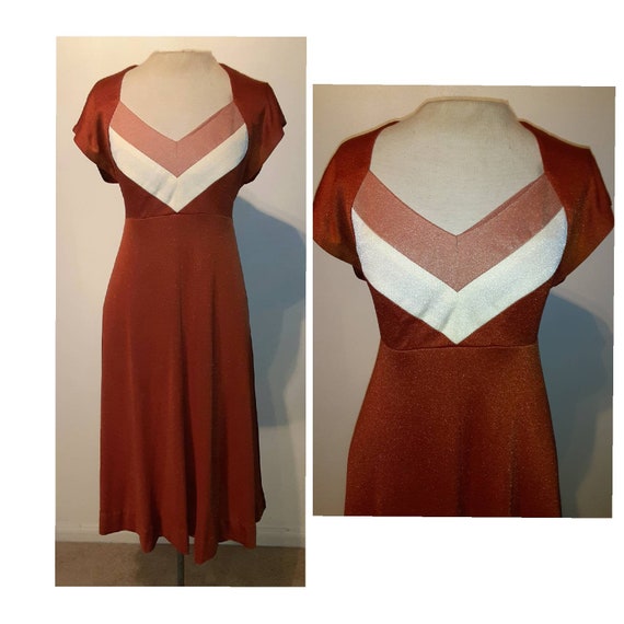 Vintage 70's Rust Two Tone Chevron Striped Hippie