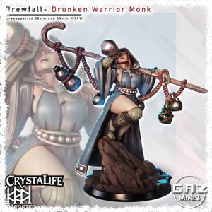Peut inclure: Figurine détaillée d'une moine guerrière en robe bleue, tenant une canne avec des poids suspendus. La figurine est posée sur un socle rocheux. Le texte "Brewfall- Drunken Warrior Monk" est visible en haut.