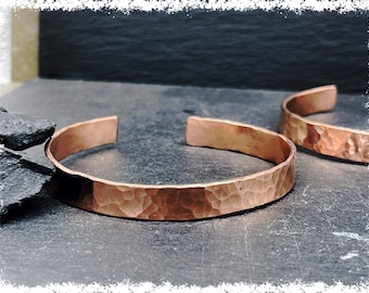 HAMMERED COPPER BANGLE, Adjustable, Pure Copper Bracelet, Handmade Copper Jewelry, Copper Arthritis Bracelet, Minimalist Jewelry, Healing.